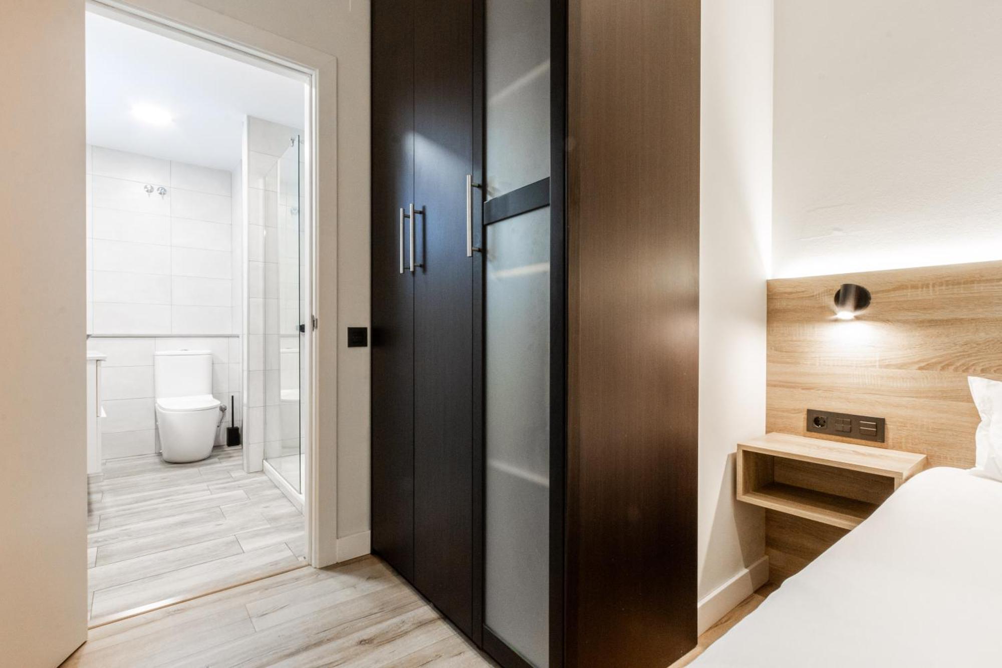 Exclusive Apartments Barcelona 4 Personas St Pere Terrassa Ngoại thất bức ảnh