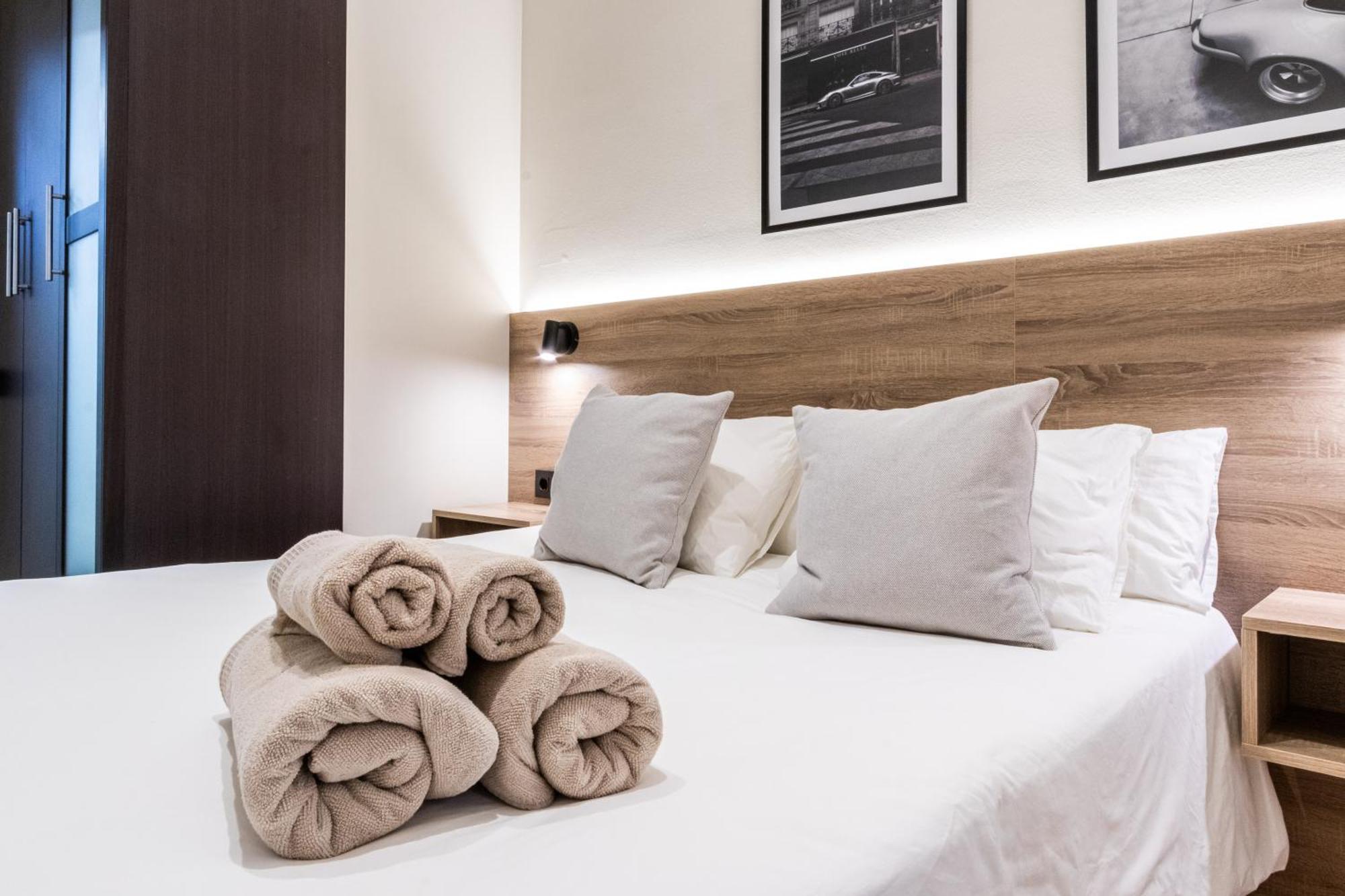 Exclusive Apartments Barcelona 4 Personas St Pere Terrassa Ngoại thất bức ảnh